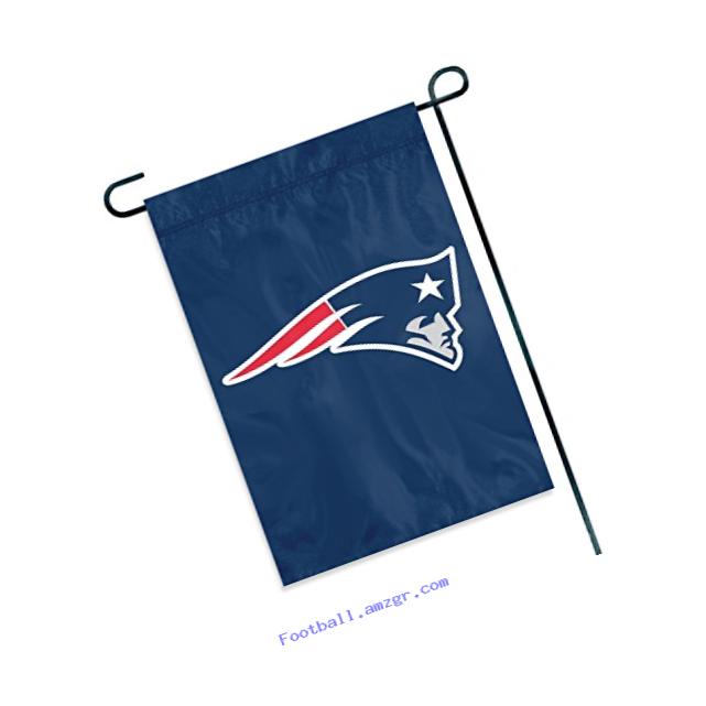 Party Animal New England Patriots Garden Flag